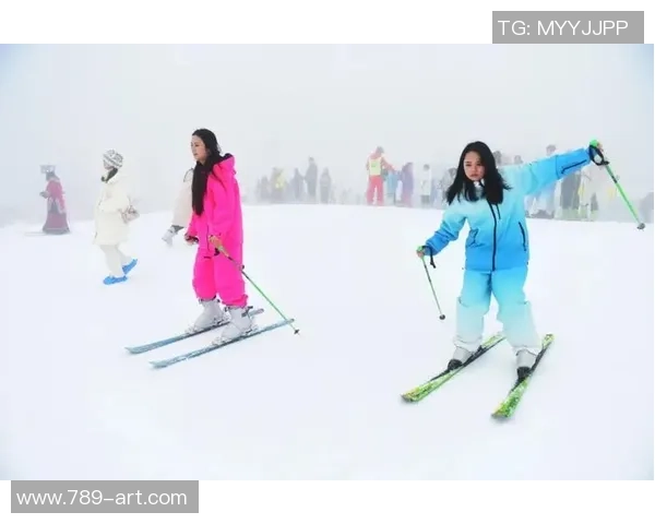 多地滑雪场“开板”，这份安全防护攻略请收好